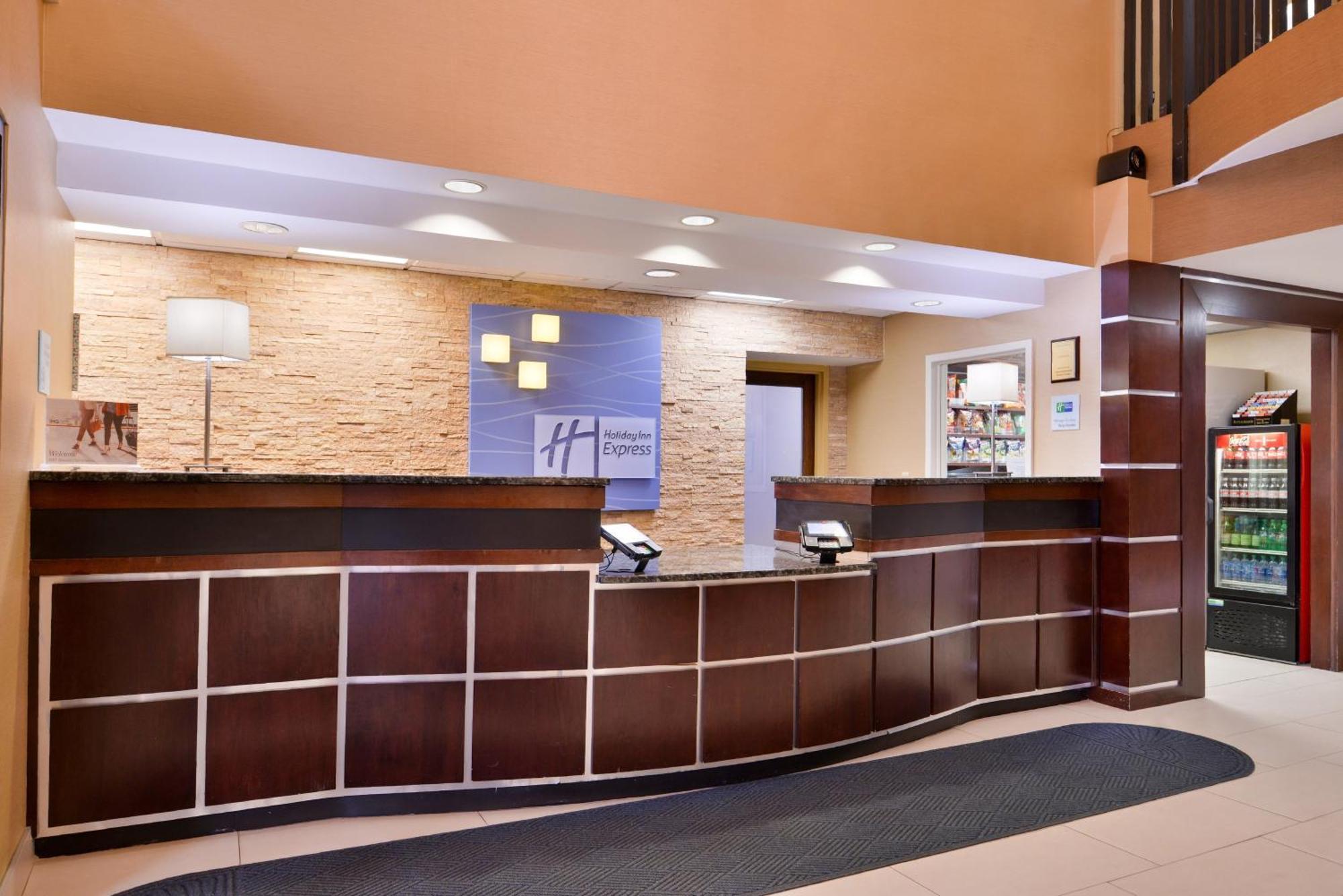 Holiday Inn Express Hotel & Suites West Chester, An Ihg Hotel Concordville Exterior photo